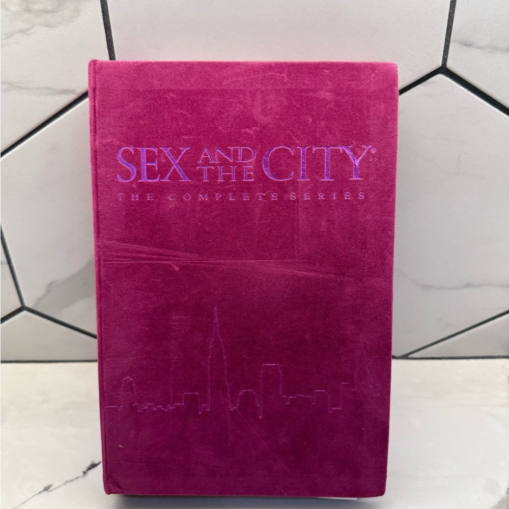 Sex and the City: The Complete Series - Pink Box Set